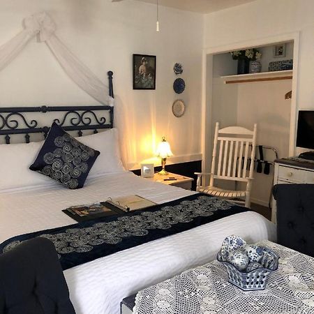The Bent Elbow Hotel Silverton Экстерьер фото