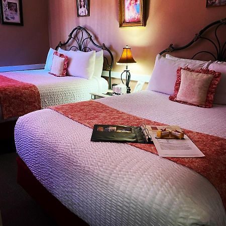 The Bent Elbow Hotel Silverton Экстерьер фото