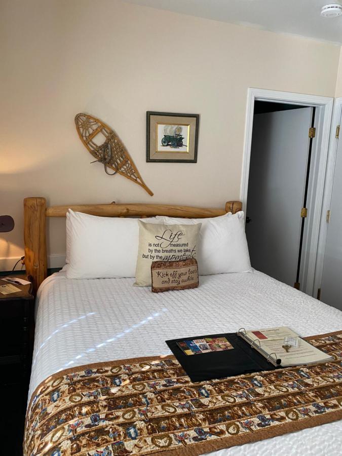 The Bent Elbow Hotel Silverton Экстерьер фото